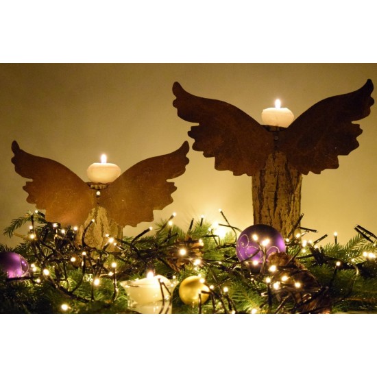 Engelsflügel aus Edelrost mit Loch zum Anbringen an Holz oder Türgestecken