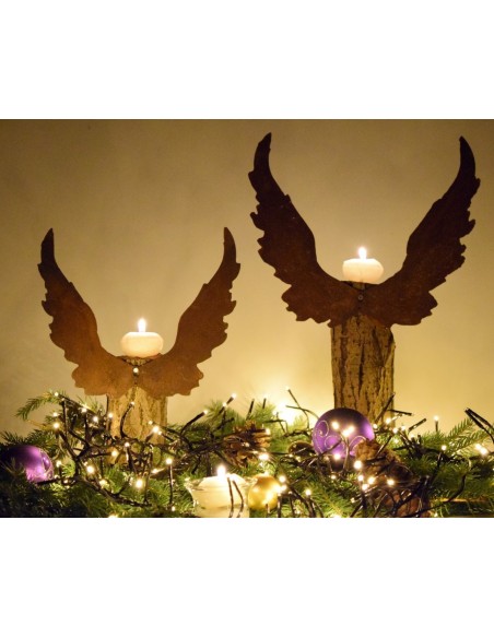 Engelsflügel aus Edelrost mit Loch zum Anbringen an Holz oder Türgestecken