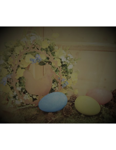 Huhn im Palmkätzchenkranz Höhe ca. 20 cm