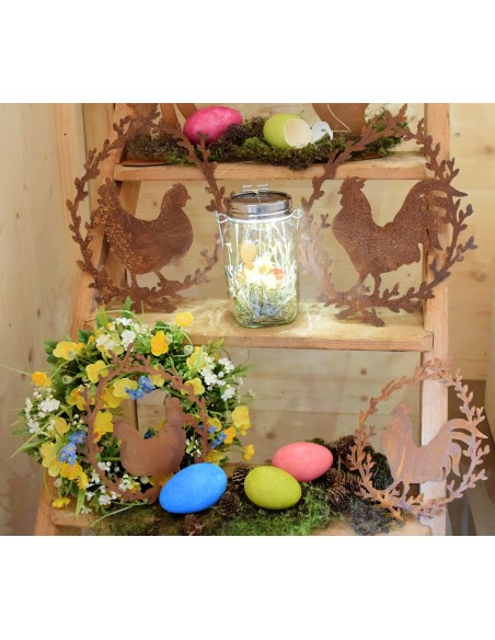 Huhn im Palmkätzchenkranz Höhe ca. 20 cm