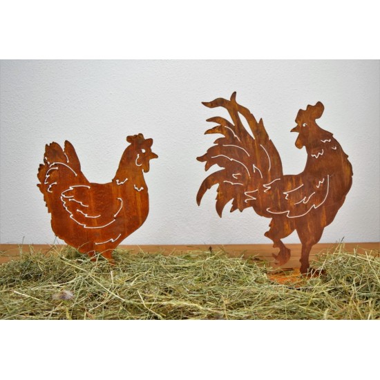rostiger Hahn nach hinten schauend auf Platte - Höhe 40 cm - Breite 33 cm