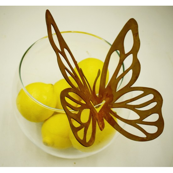 Vase dekorieren mit Schmetterling