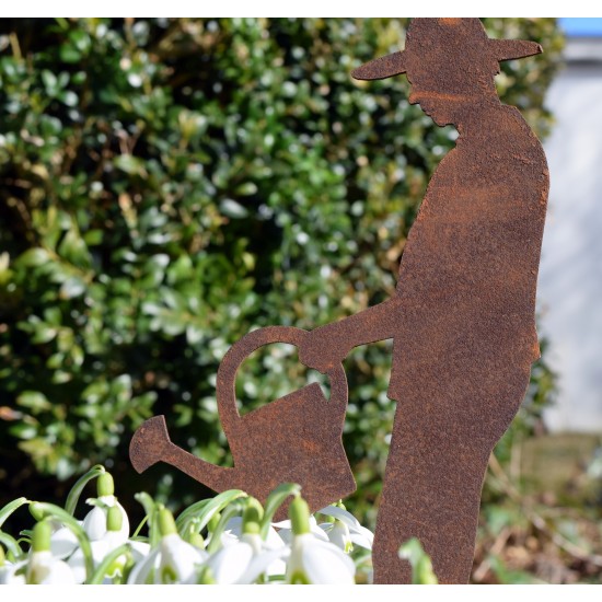 Blumenstecker Gärtner Gerhard mit Gießkanne - Edelrost Beestecker