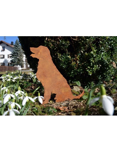 Gartendeko Rost Hund mit Schneeglöckchen