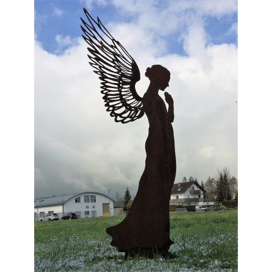 große Engelfigur Metall rostig