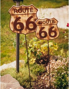HOLZ-GARTENSTECKER „ROUTE 66“ 30 cm hoch (klein) mit Stab 100 cm