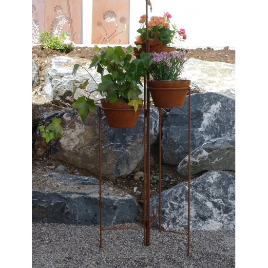 3 teilige Pflanztreppe mit Wasserhahn und Töpfen, Höhe 115 cm