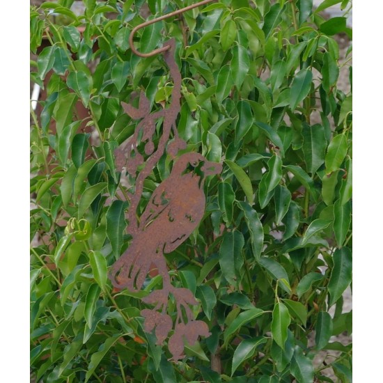 Vogel mit Beeren zum Hängen