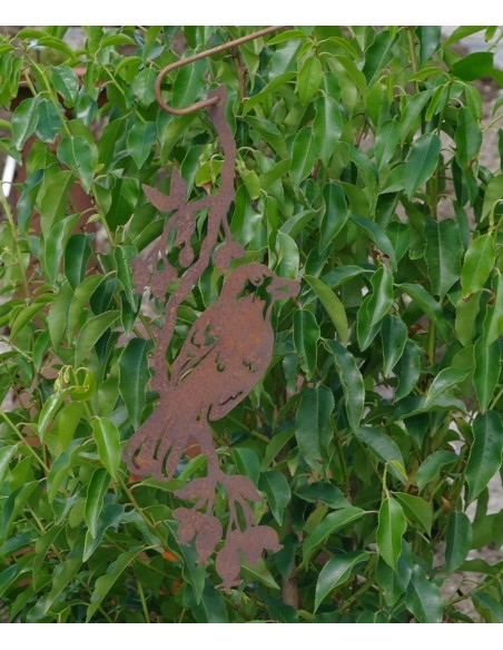 Vogel mit Beeren zum Hängen