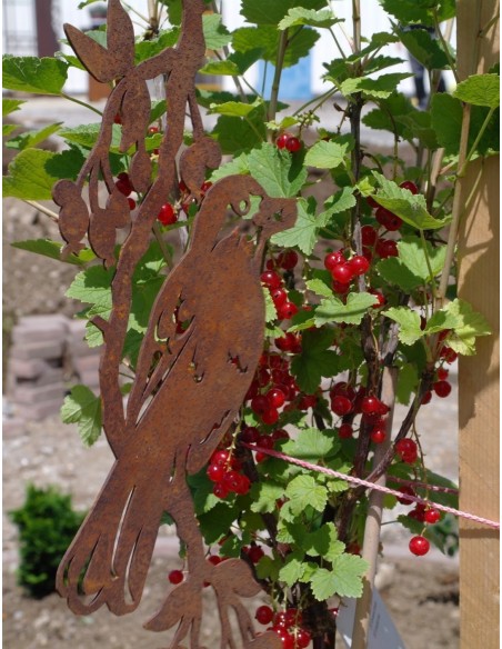Vogel mit Beeren zum Hängen