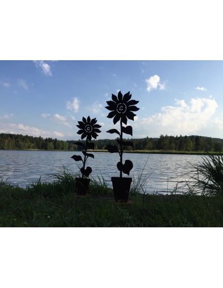 Deko Sonnenblume im Topf auf Platte  Deko Sonnenblume im Topf auf Platte
