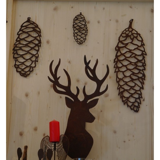 Winterdeko mit Rostpatina Tannenzapfen zum Hängen