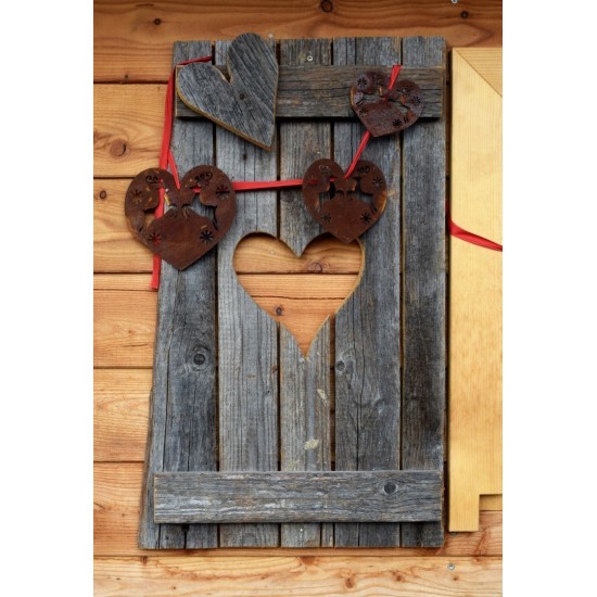 Landhaus Deko Herzen mit Rentieren