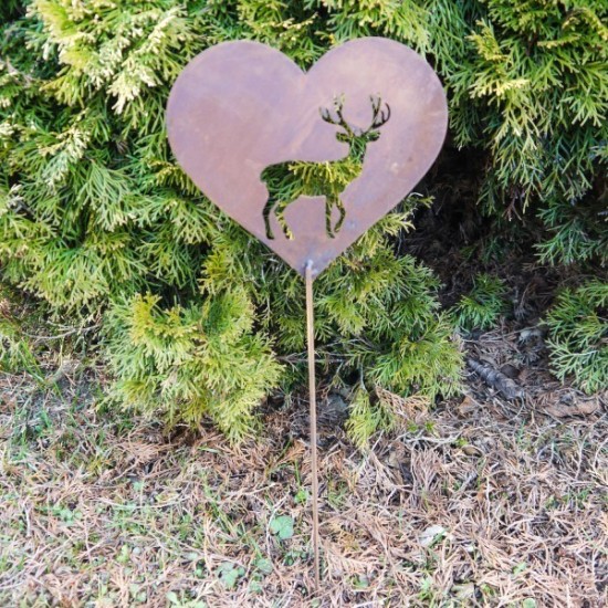 wilder Gartenstecker Herz mit Hirschmotiv in Rostoptik für Ihren Garten