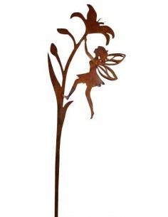 Fee kletternd an Lilie, ca. 110 cm hoch