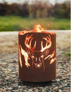 Edelrost Feuerkorb rund 'Hirsch' Höhe 50 cm Feuerkorb  Stahl gefertigt  robust Waldtier Flamme Lagerfeuer rostig Rostdeko Feuer