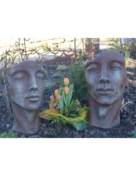 Steinguss Kunstobjekt: Gesicht "MANN" mit Rosteffekt, Höhe 53 cm 