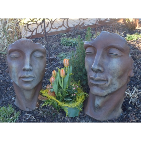 Steinguss Kunstobjekt: Gesicht "MANN" mit Rosteffekt, Höhe 53 cm 