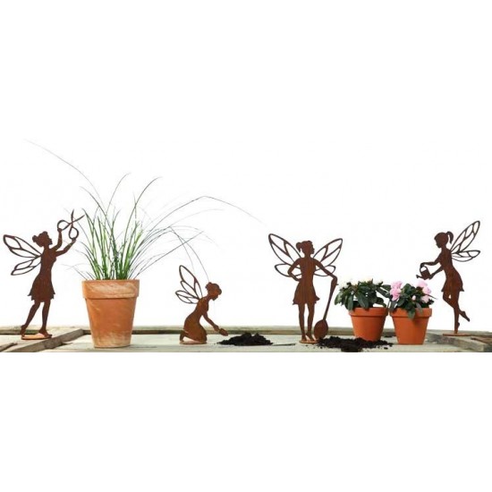 helfende Fee aus Edelrost stehend mit Schere, auf Platte Höhe 40 cm Rostdeko rostig Elfe Fabelwesen Dekoration Metall 