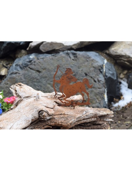 Metallsatz Sternzeichen 'Schütze' als Baumstecker, zum Einschrauben in Holz, aus Edelrost, für Ihr Blumenbeet Metallsatz Sternzeichen 'Schütze' als Baumstecker, zum Einschrauben in Holz, aus Edelrost, für Ihr Blumenbeet