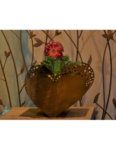 Edelrost Pflanzherz von Metallmichl -harmonische Homedeko Dekorationsideen aus rostigem Metall