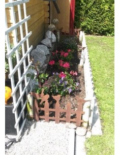 Gartendeko Rost Edelrost Vogelzaun mit 4 Vögelchen 50 cm breit auf Platte Edelrost  2