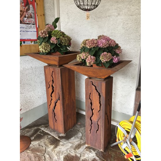 Rost Säule Risse 80 cm hoch rechteckig aus Edelrost zur Gartendeko