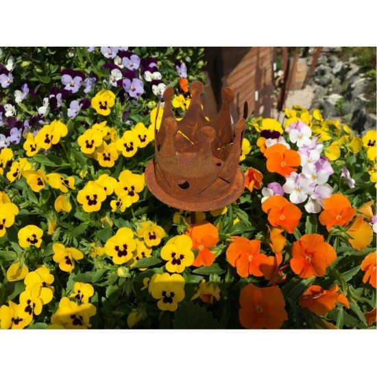 Edelrost Metall Dekokrone Gartenstecker Krone für Kerze oder Teelicht