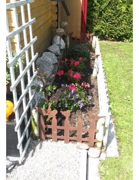 Edelrost Vogelzaun mit 4 Vögelchen auf Stab Blumenbeet Einfassung Beet Garten rostig Rost