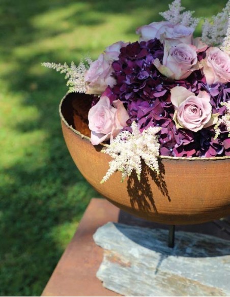 Halbkugel Schale mit Goldrand aus Messing Ø 30 cm mit kurzem Stab