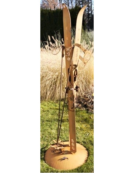 Edelrost Skiständer mit Stecken und Brille Wintersportdeko