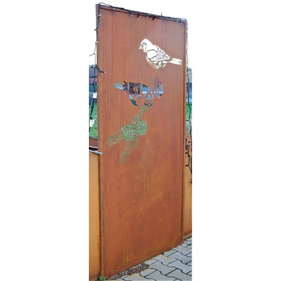 Sichtschutzwand aus Edelrost "Meisen mit Zapfen" Aussenbild