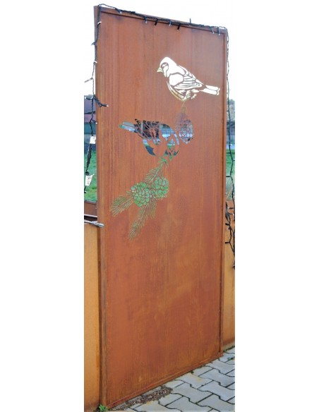 Sichtschutzwand aus Edelrost "Meisen mit Zapfen" Aussenbild