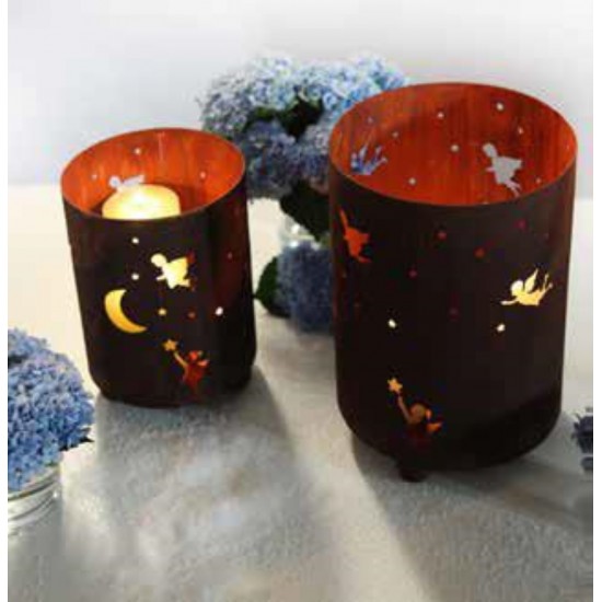 Edelrost Windlicht Engel auf 3 Kugeln - Stimmungsbild