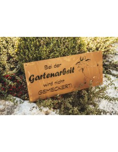 Spruch - Bei der Gartenarbeit wird nicht gemeckert 2