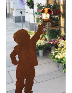 Deko Blumenkind "Max" mit Tablett für Blumendeko  als Ladendeko Idee 2