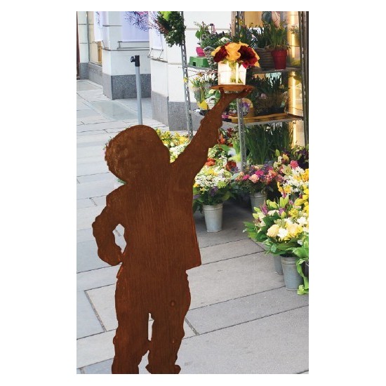 Deko Blumenkind "Max" mit Tablett für Blumendeko  als Ladendeko Idee