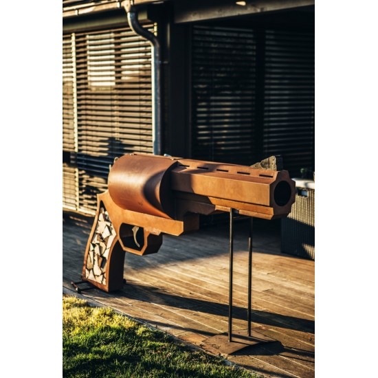 Grillstelle Pistole Höhe 110 cm 