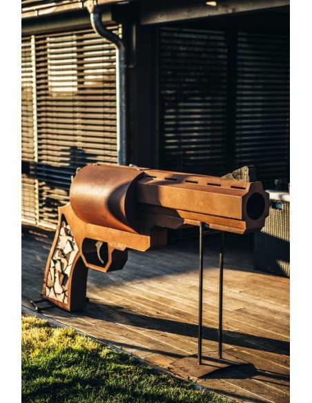 Grillstelle Pistole Höhe 110 cm 