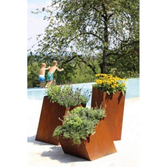 Topf "Windschief" unten geschlossen Höhe vorne 83 cm 