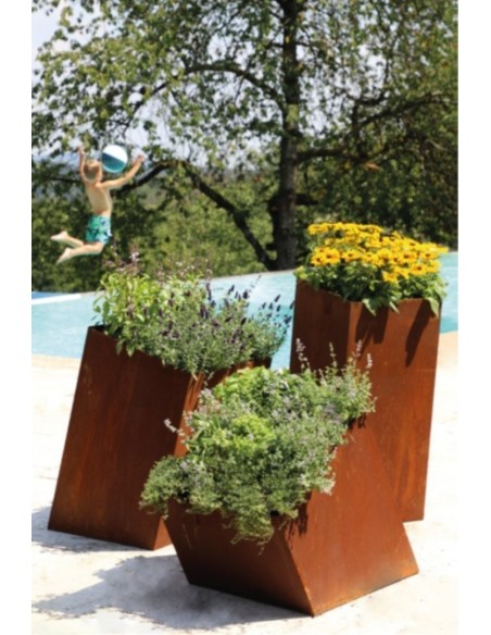 Topf "Windschief" unten geschlossen Höhe vorne 60 cm 