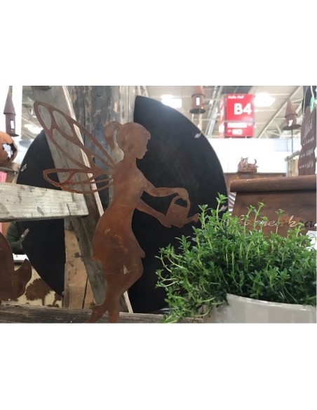 helfende Fee mit Gießkanne Deko für den Feengarten Mystische Figuren für den Garten 