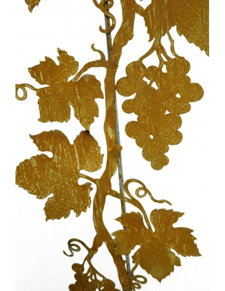 Weinranke an Stab Höhe 180 cm Weinranke an Stab Höhe 180 cm