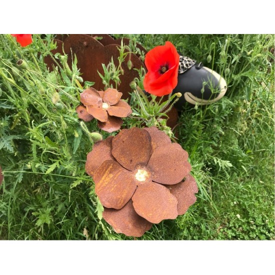 Gartenstecker Blume Mohn mit rostoptik