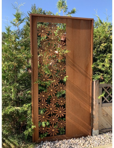 Deko Sichtschutzwand "Daisy" mit Goldpunkten und Blumenhintergrund, Gartenparavent, Sommerdeko, Deko für den Frühling Deko Sichtschutzwand "Daisy" mit Goldpunkten und Blumenhintergrund, Gartenparavent, Sommerdeko, Deko für den Frühling