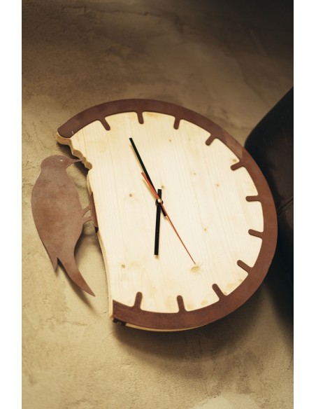 lustige Wanduhr Metall Ø 40 cm mit Specht als Wohnzimmeruhr