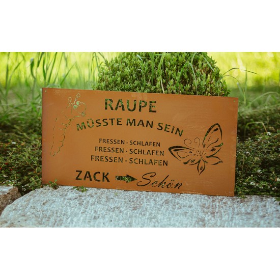 Edelrost Gedichttafel mit lustigem Raupenspruch.