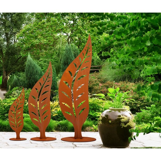 Edelrost Skulptur - Blatt im Wind, in allen 3 Größen.