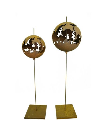 Risskugel Ø 50 cm  auf Podest mit Stab