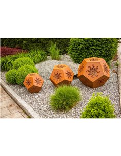 Rostdeko zum Beleuchten Sonnenwürfel, Set (43cm, 53 cm, 68 cm) Formschöner Edelrost Gartenwüfel mit ausgelaserten Sonnen.
Pro 2